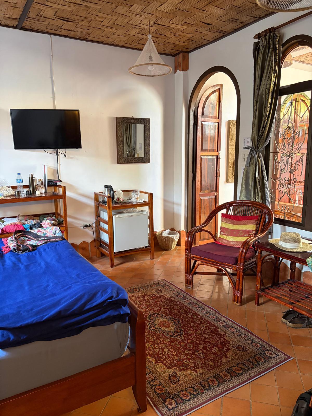 Farang Room